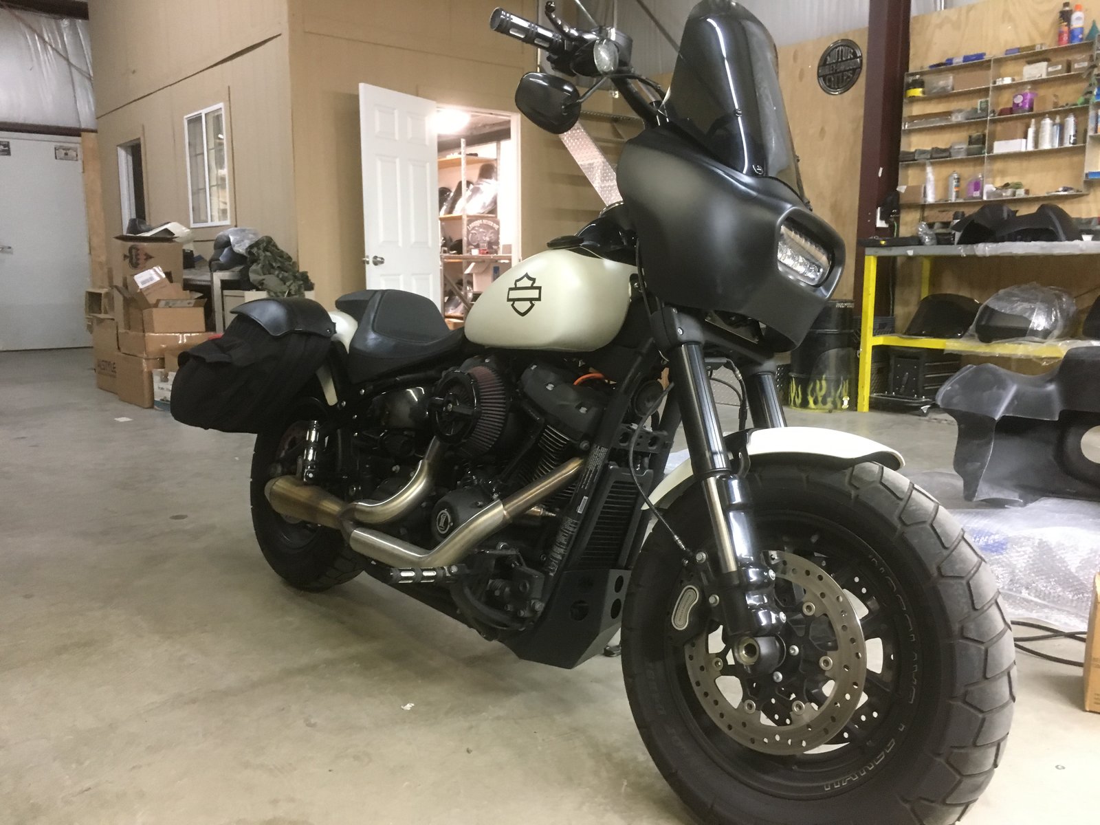 Fat bob store fairing 2018